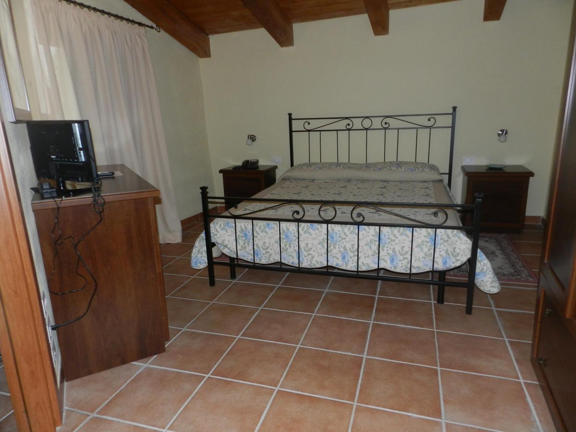 Villa Rosamaria San Chirico Raparo Δωμάτιο φωτογραφία
